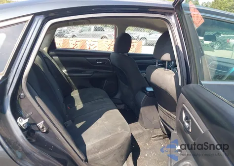 2015 Nissan Altima 2.5 S z USA, uszkodzony, nr VIN 1N4AL3AP4FC471817